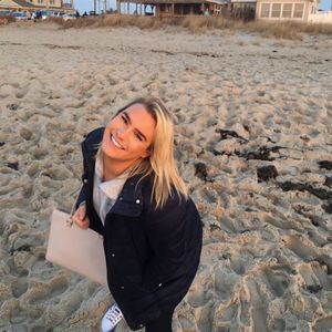 Meet your Posher, Erica